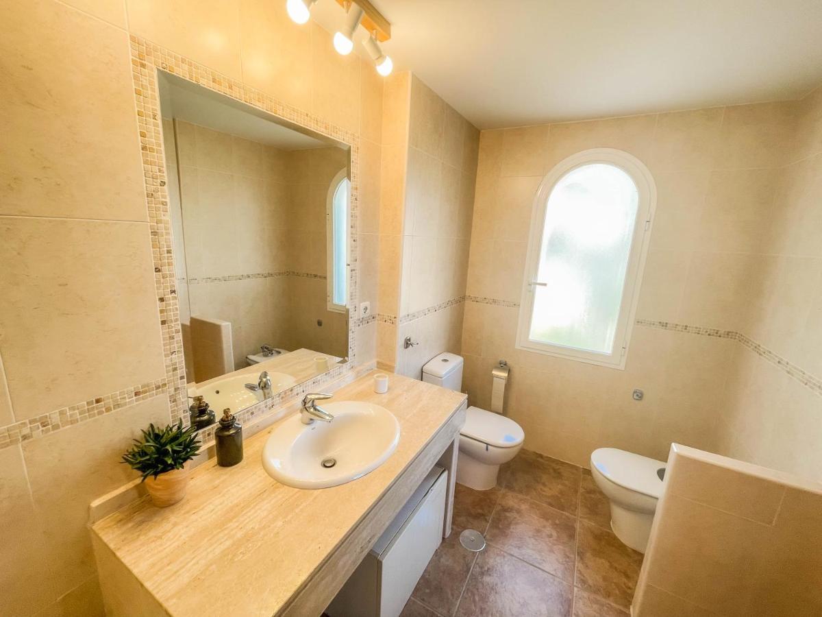 Charming Townhouse With Sea Views & Pool In Altea Vila Calpe Exterior foto