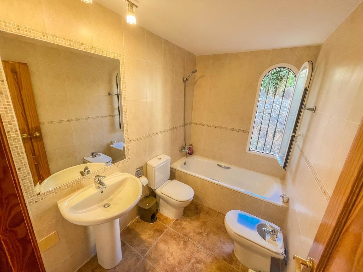 Charming Townhouse With Sea Views & Pool In Altea Vila Calpe Exterior foto